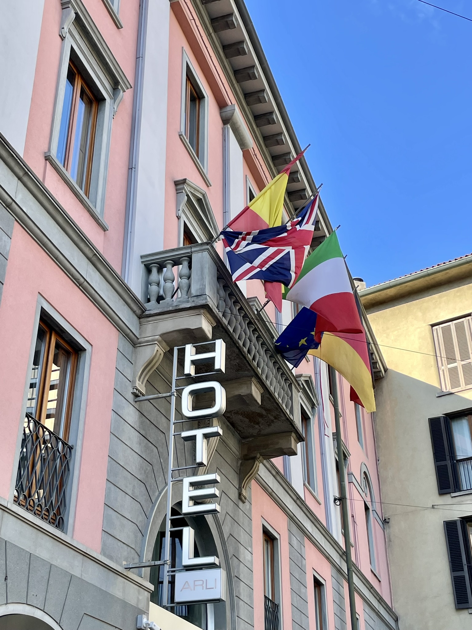 ristrutturazione ed ampliamento hotel Arli Bergamo