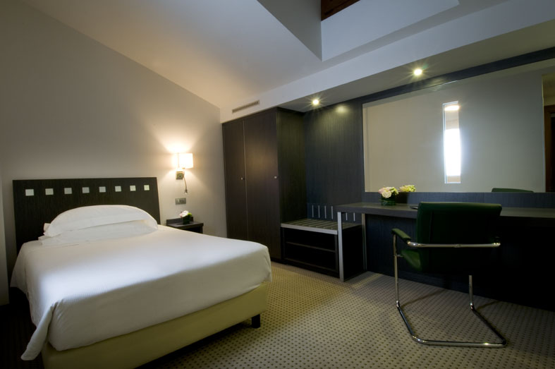 ristrutturazione ed ampliamento hotel Arli Bergamo